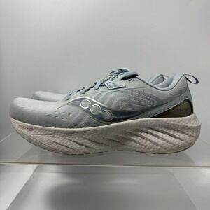 Brand New Saucony Triumph 22 S10964-246 Vapor Moon Running Shoes Women's Size 10